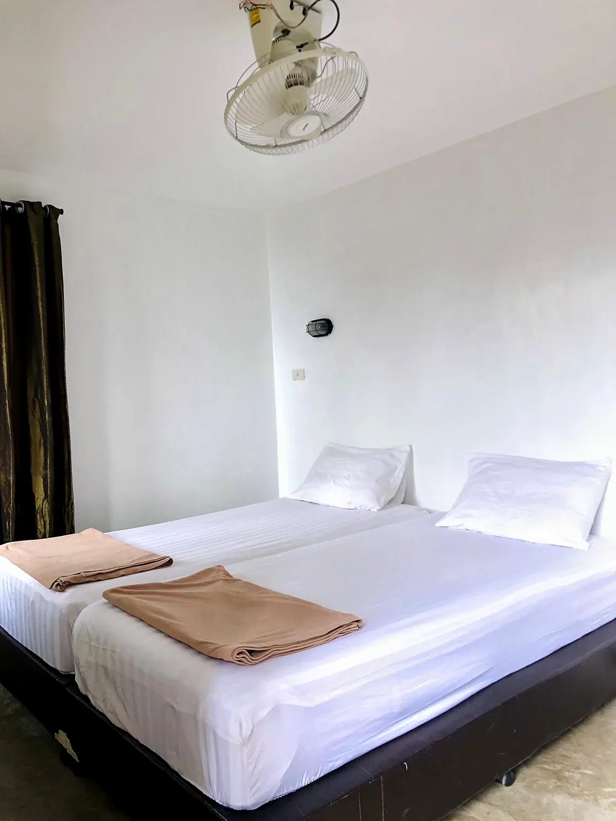 Twin beds in a Garden Bungalow